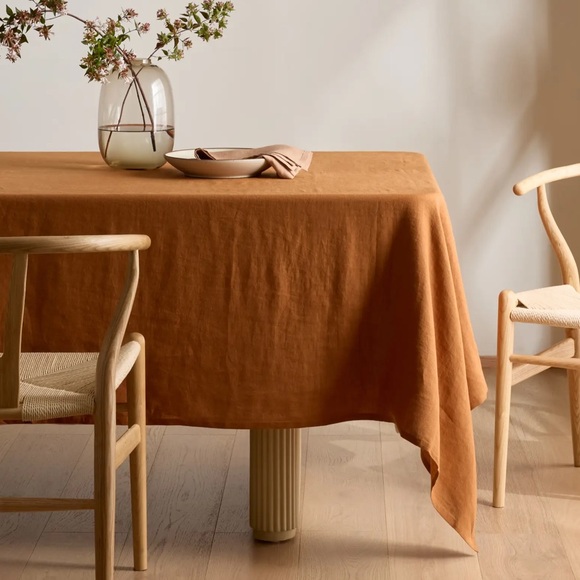 Quince European Linen tablecloth NWOT - Picture 2 of 2